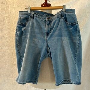 Size 14 women’s boyfriend cut curvy denim shorts